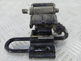 Петля двери задняя левая Volkswagen Passat 2004 Б/У Петля двери задняя левая Volkswagen Passat 2004