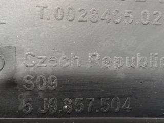 Накладка торпедо передняя правая Fabia 2009 1.2 CGP