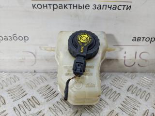 Фото запчасти бачок для тормозной жидкости BMW 3 2007 контрактная запчасть Запчасть бачок для тормозной жидкости BMW 3 2007