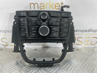 Блок управления магнитолой Opel Astra 2011