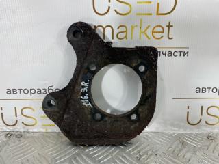 Кронштейн суппорта задний правый Opel Astra 2011