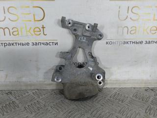 Кронштейн компрессора кондиционера Honda Civic 2007 контрактная Кронштейн компрессора кондиционера Honda Civic 2007