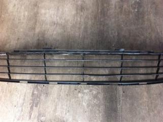Решетка в бампер Toyota Corolla Б/У Решетка в бампер Toyota Corolla