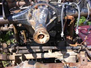 Чулок заднего моста задний Nissan Avenir