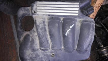 Декоративная крышка двс BMW 318i 2003