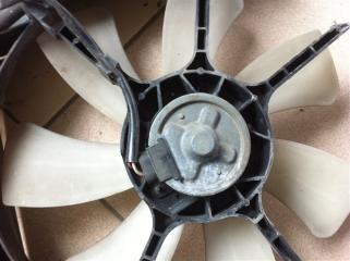 Вентилятор радиатора правый Lexus RX300