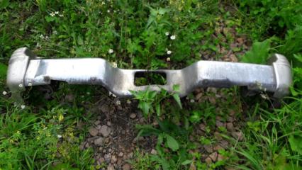 Бампер задний Mitsubishi Pajero 1995