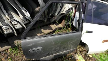 Дверь задняя правая Toyota Corona 1991
