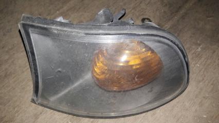 Габарит передний левый BMW 318i 2003 Б/У Габарит передний левый BMW 318i 2003