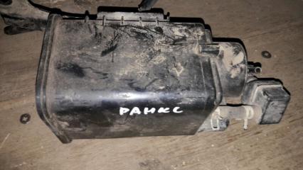 Фильтр паров топлива Toyota Corolla 2001