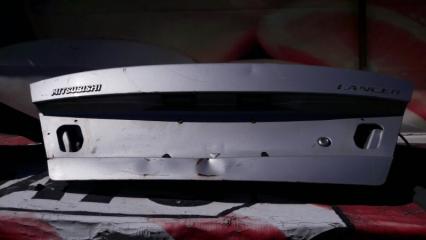 Крышка багажника задняя Mitsubishi Lancer 1998 Б/У Крышка багажника задняя Mitsubishi Lancer 1998
