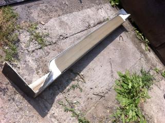 Подножка правая Lexus LX470