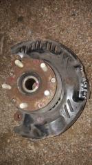 Поворотный кулак передний правый Subaru Legacy 2000