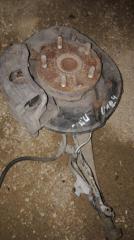 Поворотный кулак передний правый Honda Inspire 1999