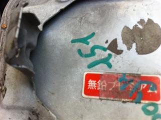 Лючок топливного бака бензобака Toyota Crown 1998