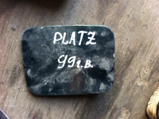 Лючок топливного бака бензобака Toyota Platz 2000