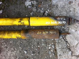 Амортизатор задний Toyota Ipsum 1998