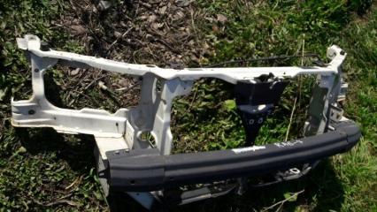 Рамка радиатора Honda Odyssey 2001