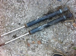 Амортизатор задний TOWN ACE NOAH 2004