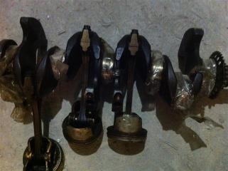 Коленвал Toyota PRius 2000 Б/У Коленвал Toyota PRius 2000