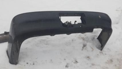 Бампер задний Toyota Camry 1992