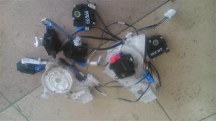 Сервопривод заслонок печки Toyota Land Cruiser