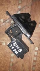 Замок крышки багажника BMW 525i 1999