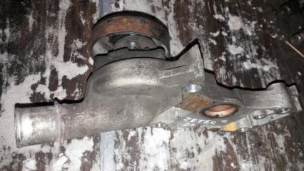Водяная помпа Ford Focus 2005