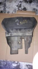 Кожух рулевой колонки Nissan Note 2005