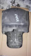 Запчасть кожух рулевой колонки Mitsubishi Colt 2005