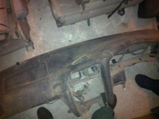 Торпедо Toyota Aristo 2001