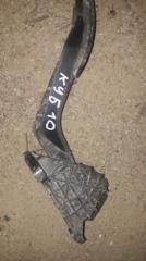 Педаль акселератора ( газа ) Nissan Cube 2000