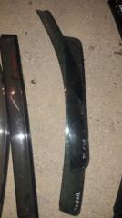 Ветровик Mazda Demio 2003