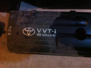 Декоративная крышка двс Toyota Corolla 2005