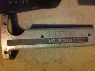 Декоративная крышка двс Nissan Cefiro 1996