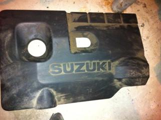 Запчасть декоративная крышка двс Suzuki GRAND VITARA 2008