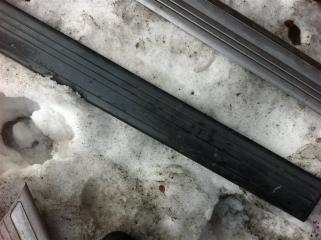 Молдинг накладка на дверь передний левый Toyota Land Cruiser 2005