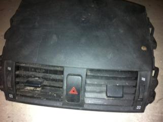 Дефлектор. Регулятор воздушного потока Toyota Corolla 2010 Б/У Дефлектор. Регулятор воздушного потока Toyota Corolla 2010