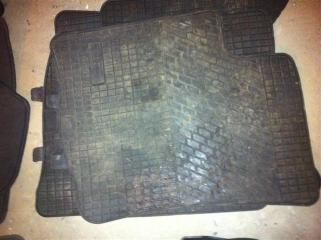 Коврики комплект Suzuki GRAND VITARA 2010 Б/У Коврики комплект Suzuki GRAND VITARA 2010