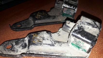 Датчик airbag передний Toyota Corolla 2001 Б/У Датчик airbag передний Toyota Corolla 2001