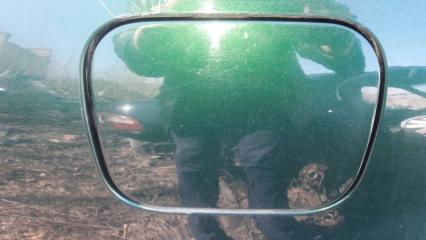 Запчасть лючок топливного бака бензобака Audi A4 2000