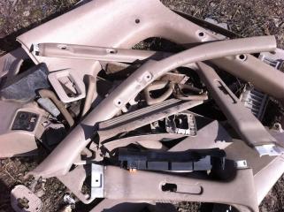 Пластик салона Toyota Land Cruiser 2004