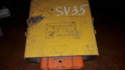 Блок управления дверьми Toyota Camry 1992