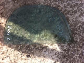 Запчасть форточка двери задняя левая Toyota Vitz 2000