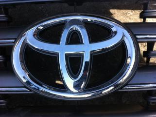 Запчасть значок передний Toyota Land Cruiser 2012