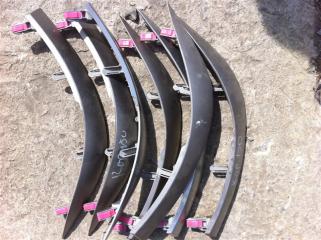 Запчасть накладка декоративная Toyota Corolla 2010