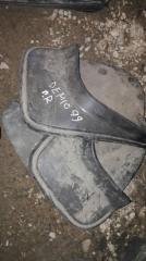 Брызговик Mazda Demio 1999