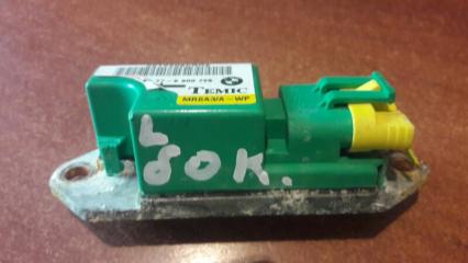 Датчик airbag BMW 525i 1999 Б/У Датчик airbag BMW 525i 1999