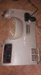 Консоль салона Toyota Land Cruiser 1998 Б/У Консоль салона Toyota Land Cruiser 1998