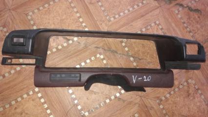 КОНСОЛЬ ЩИТКА ПРИБОРОВ Toyota Vista 1988